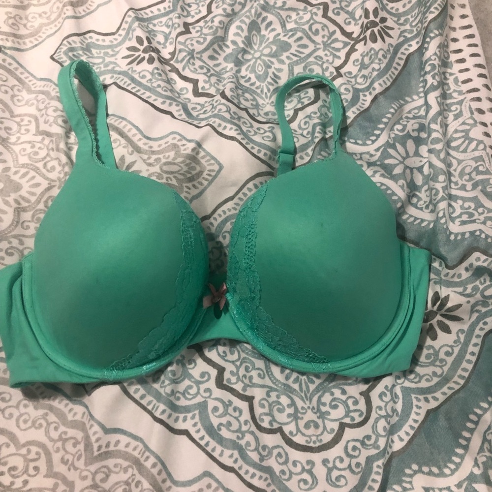 Victoria Secret bra